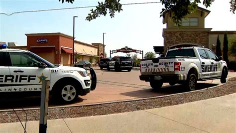 La policía investiga “incidente de un atacante activo” en un centro comercial de Texas